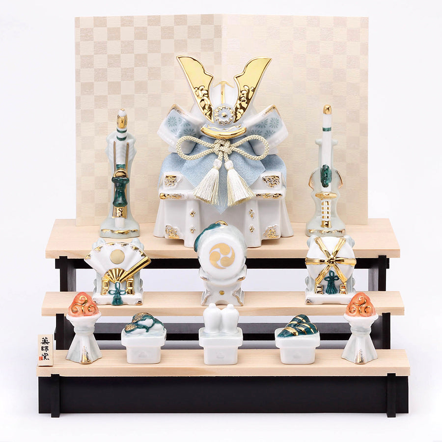 三段飾り　兜 三段飾り兜