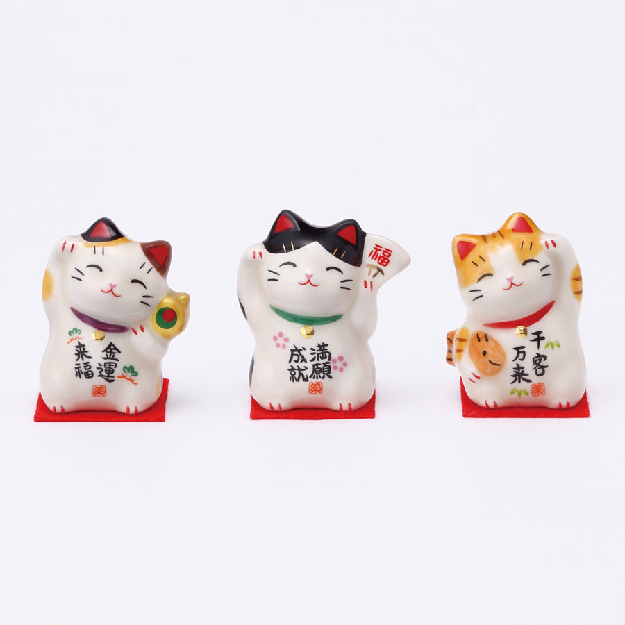 彩絵招き猫ﾃﾞｨｽﾌﾟﾚｲｾｯﾄ 24ヶ – 中外陶園オンラインストア