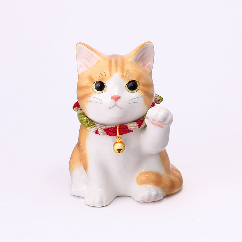 うちの招き猫(とら･子猫)