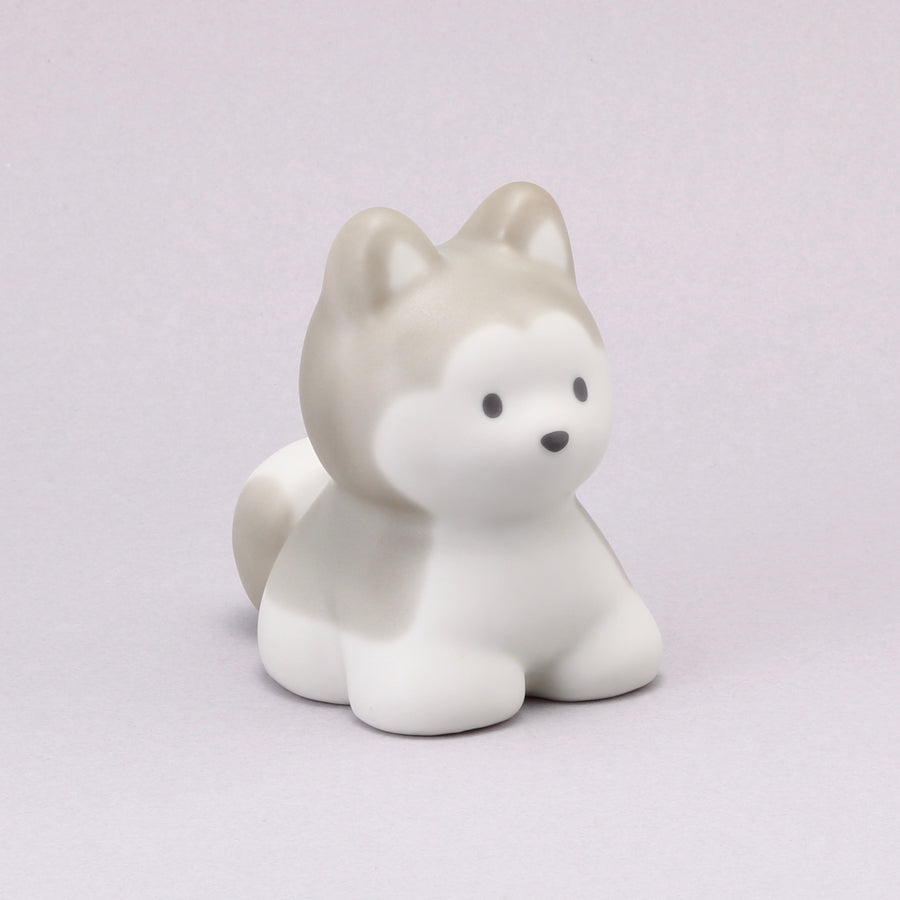 てらおかなつみ 瀬戸焼のねこの置物(茶白) てらおかなつみ 瀬戸焼のねこの置物(しろねこ) – 中外陶園
