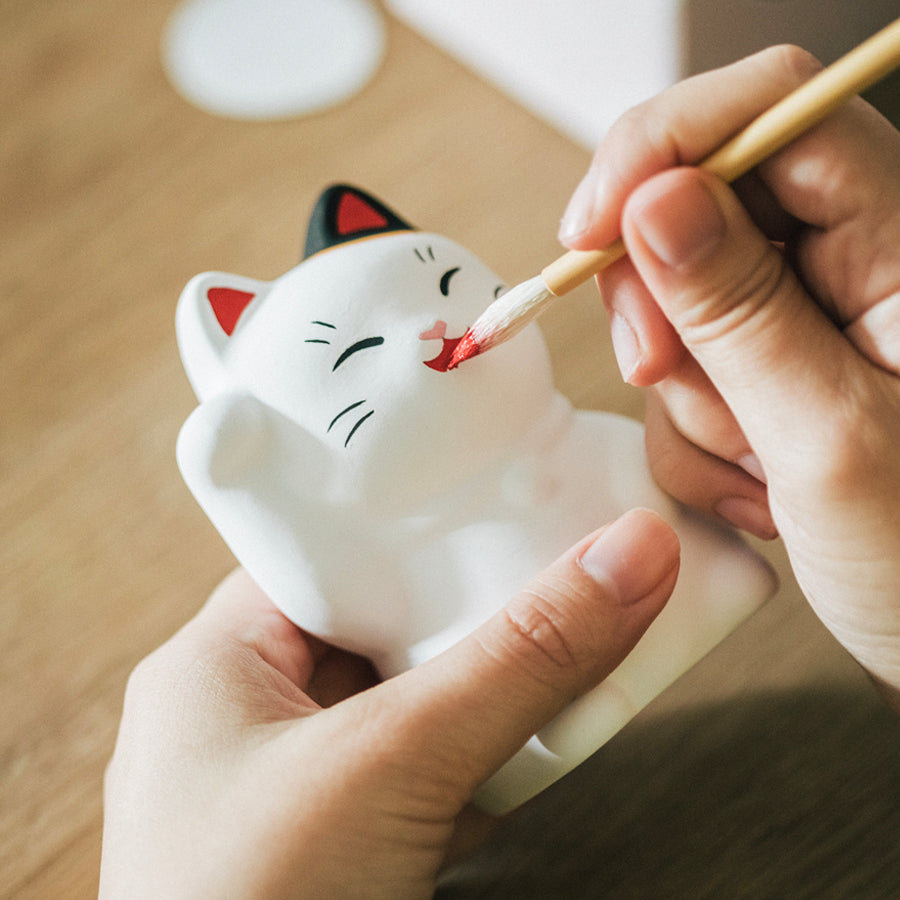 左手あげ　招き猫　貯金箱　縁起物 楽天市場】招き猫 貯金箱 開運 金運 風水 ラッキーカラー カラー