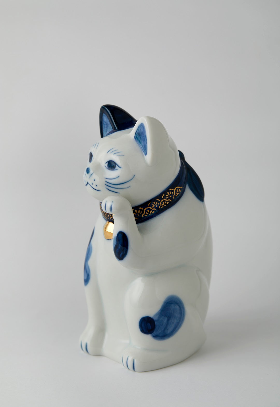 まねきねこ  Amazon.co.jp: ご縁猫 歌舞伎 暫(M-SIZE 白 White）左手あげ