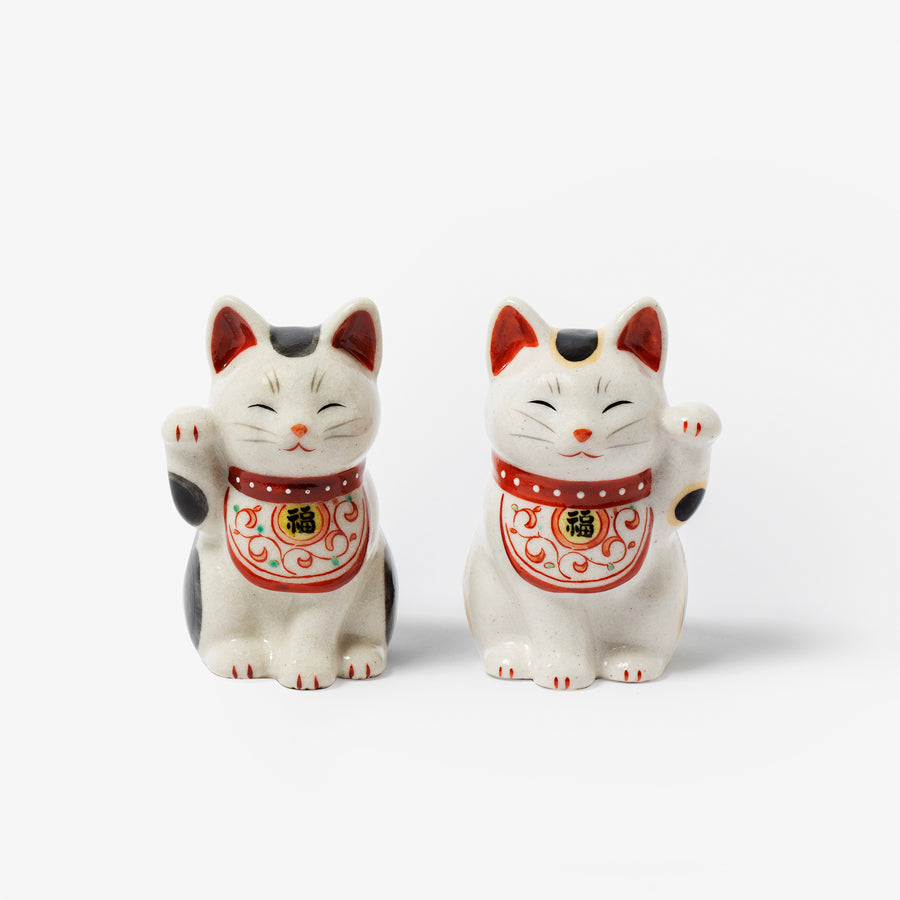万福唐草 招き猫　ペア 猫雑貨 猫グッズ 招き猫】ムクムクどっしり姿！癒し顔の